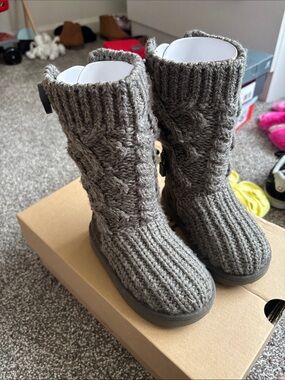 UGG Kids classic Cardi Cable Knit Boot